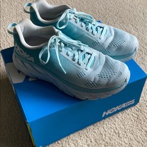 Hoka One One Clifton 6